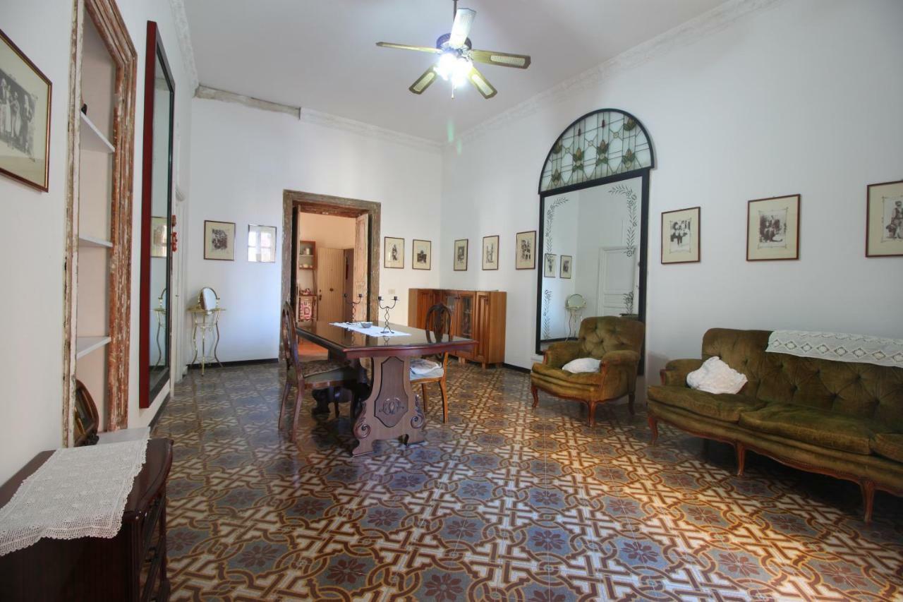 Kaleidos Private Apartment Палермо Екстериор снимка