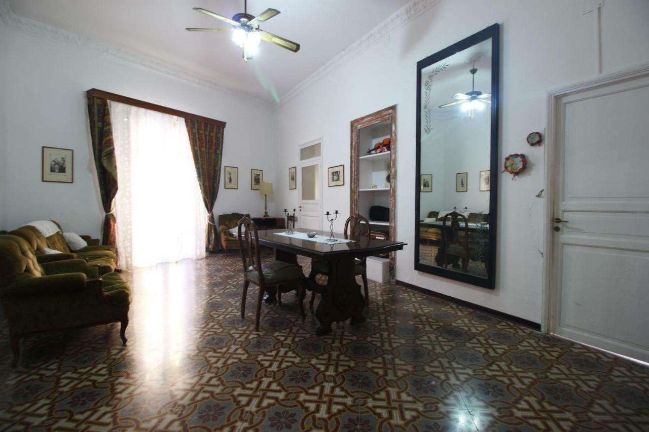 Kaleidos Private Apartment Палермо Екстериор снимка